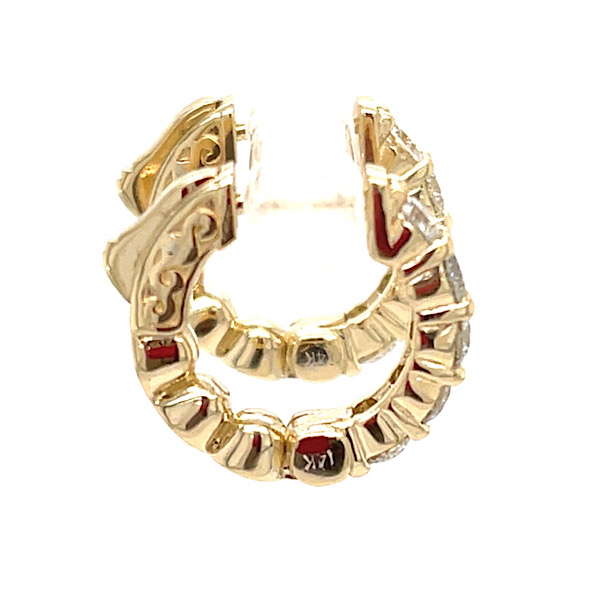 Shared Prong Hoop