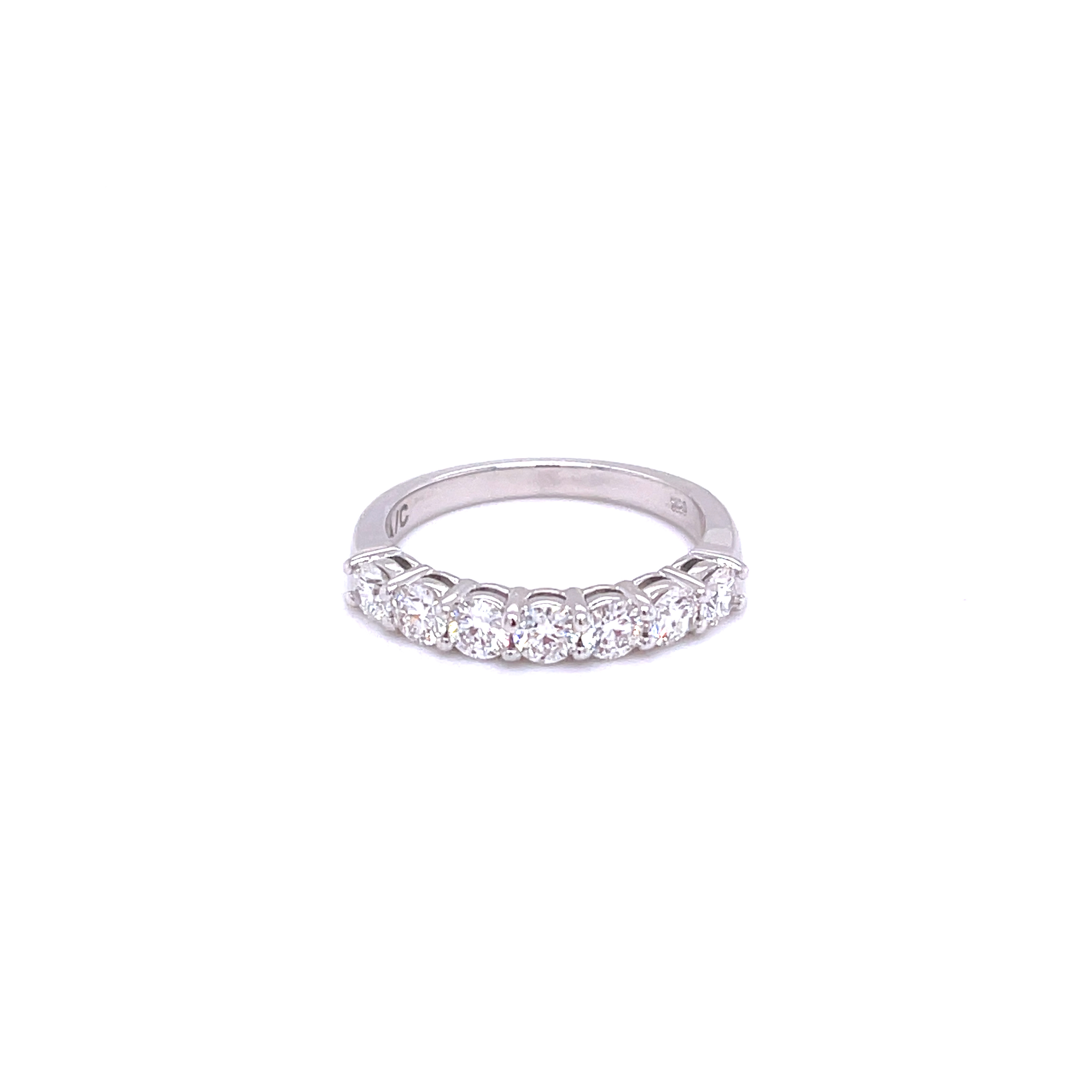 7 Stone Shared Prong Diamond Anniversary Band (Airline)