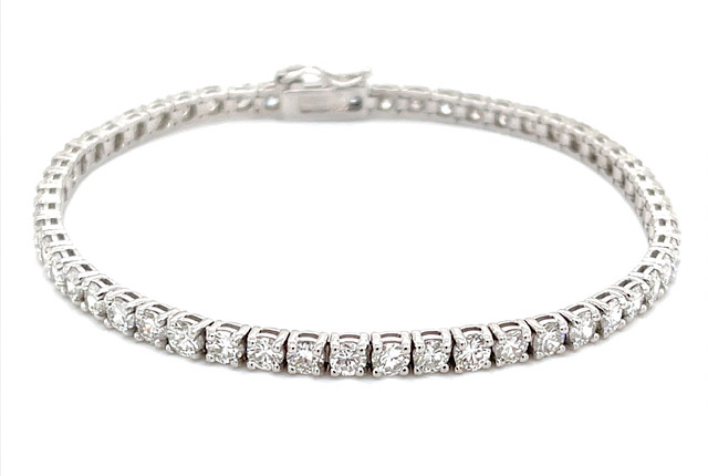 4 Prong Tennis Bracelet