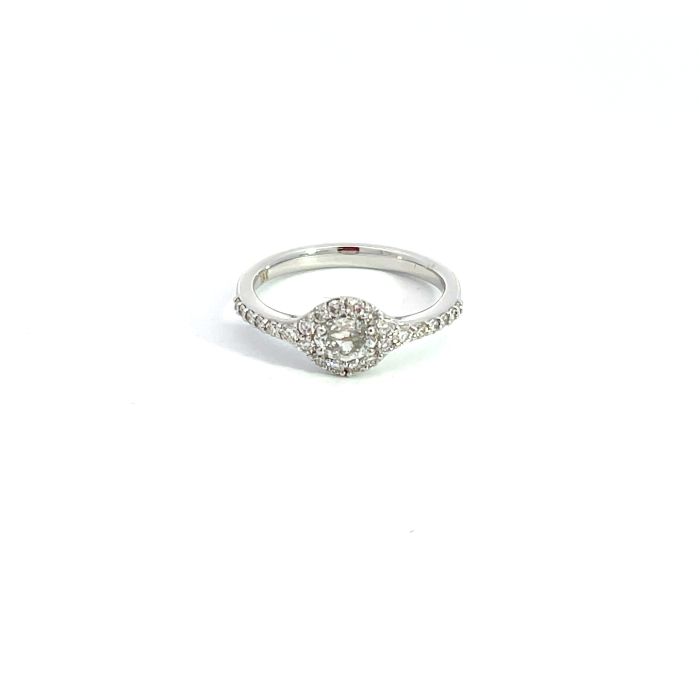 18K White Gold Diamond Ring with 0.73ctw Diamonds 18K White Gold Diamond Ring with 0.73ctw Diamonds
