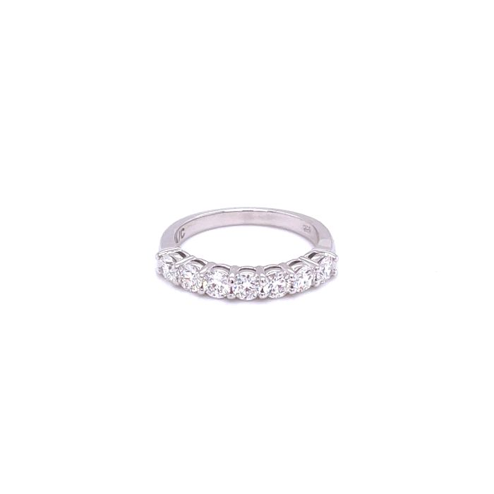 7 Stone Shared Prong Diamond Anniversary Band (Airline)