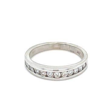 18K White Gold .35ctw Diamond Band