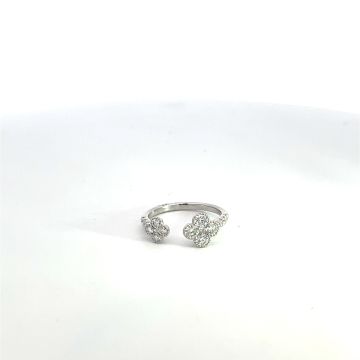 18k White Gold .75ctw Diamond .06ctw Diamond Rings